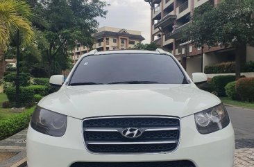 Selling White Hyundai Santa Fe 2008 in Quezon City