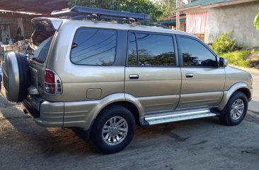 Silver Isuzu Crosswind 2008 for sale in Talisay