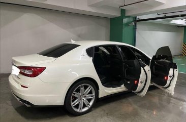 Pearl White Maserati Quattroporte 2015 for sale in Pateros