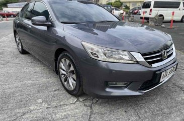 Selling Grey Honda Accord 2014 in Pasig