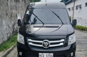 Selling Black Foton Toano 2017 in Pasig