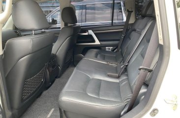 Sell White 2018 Toyota Land Cruiser in Manila