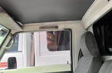 Sell White 2011 Mitsubishi L300 in Quezon City