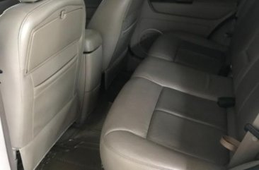 Selling White Ford Escape 2012 in San Juan