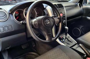 Selling Pearl White Suzuki Grand Vitara 2014 in Manila