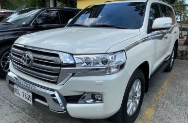 Sell White 2018 Toyota Land Cruiser in Manila