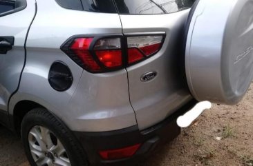 Silver Ford Ecosport 2015 for sale in Automatic