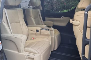 Black Toyota Alphard 2020 for sale in Malabon 