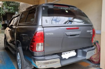 Selling Grey Toyota Hilux 2016 in San Mateo