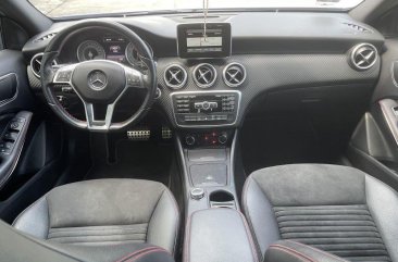 Pearl White Mercedes-Benz A200 2014 for sale in Pasig 