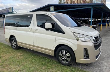 Selling Pearl White Toyota Grandia 2020 in Pasig