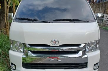 Pearl White Toyota Hiace 2018 for sale in Pasig 