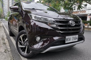 Selling Red Toyota Rush 2018 in Manila
