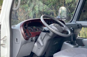 White Hyundai County 2019 for sale in Quezon City