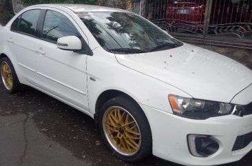 Selling White Mitsubishi Lancer 2016 in Las Piñas