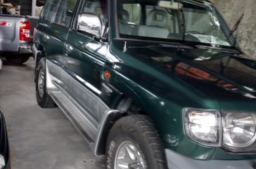 Selling Green Mitsubishi Pajero 2002 in Makati