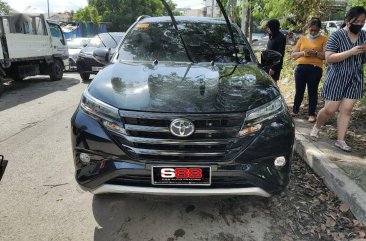 Selling Black Toyota Rush 2021 in Quezon