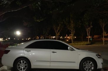 Pearl White Toyota Camry 2007 for sale in Mandaluyong
