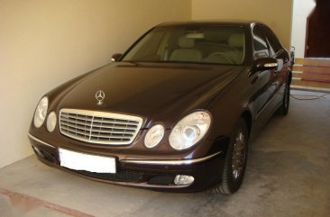 Selling Black Mercedes-Benz E-Class 2004 in Manila