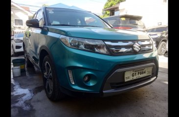 Green Suzuki Vitara 2019 at 20000 for sale