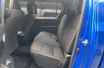 Selling Blue Toyota Hilux 2018 in Las Piñas