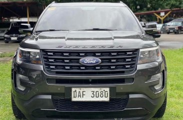 Grey Ford Explorer 2017 for sale
