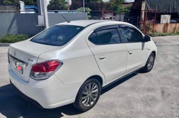 Selling White Mitsubishi Mirage 2016 in Makati