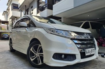 White Honda Odyssey 2016 for sale in Quezon 