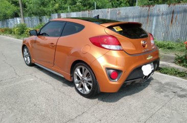 Selling Orange Hyundai Veloster 2017 in Muntinlupa