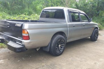 Silver Mitsubishi Strada 2000 for sale in Quezon City