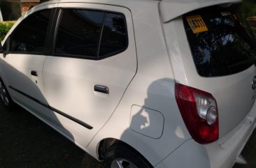 Selling White Toyota Wigo 2017 in General Trias