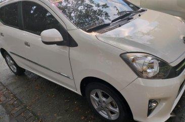 Selling White Toyota Wigo 2017 in General Trias