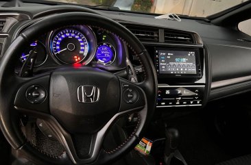 Red Honda Jazz 2018 for sale in Quezon City