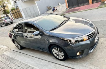 Selling Blue Toyota Corolla Altis 2015 in Cainta