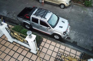 Selling Silver Isuzu D-Max 2012 in Las Piñas