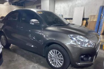 Selling Silver Suzuki Dzire 2018 in Pasig