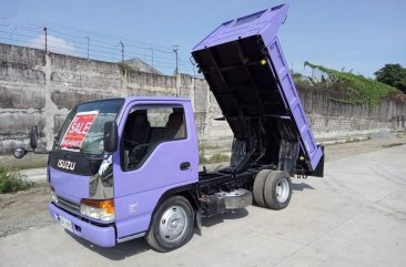 Selling Blue Isuzu Elf 2021 in Santa Maria