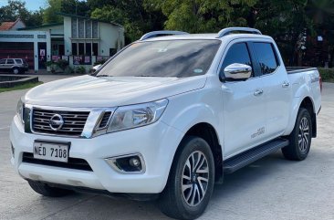 Selling Pearl White Nissan Navara 2019 in Parañaque