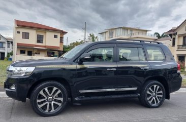 Black Toyota Land Cruiser 2017 for sale in Automatic