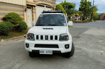 Sell White 2016 Suzuki Jimny in Mandaluyong