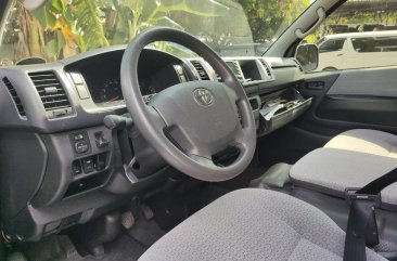 Silver Toyota Hiace Grandia 2017 for sale in Quezon