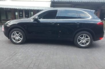 Selling Black Porsche Cayenne 2011 in Pateros