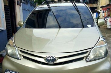 Silver Toyota Avanza 2012 for sale in Caloocan 