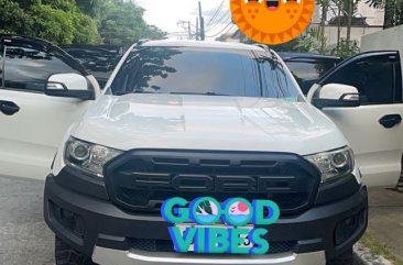 Selling Pearl White Ford Everest 2016 in Pasig