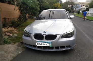 Selling Pearlwhite 5 Series 2004 in Quezon