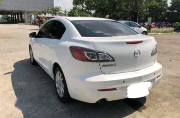 Selling Pearl White Mazda 3 2012 in General Trias