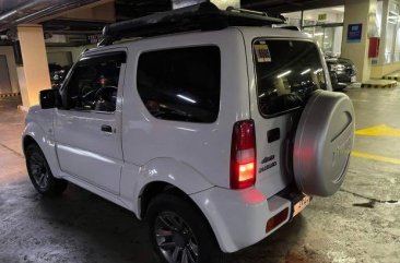 Selling Pearl White Suzuki Jimny 2016 in Manila