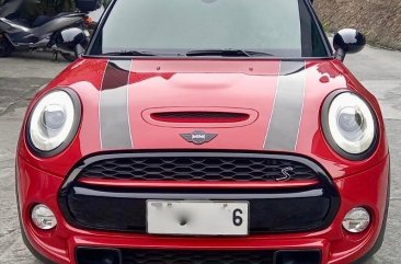 Sell Red 2015 Mini Cooper S in Pasig