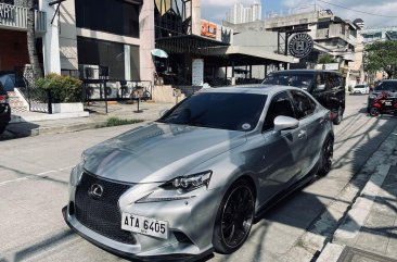 Selling Silver Lexus IS350 2014 in Quezon