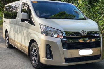 Selling Pearl White Toyota Hiace 2019 in Pasay